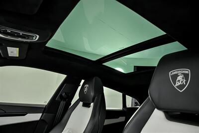 2022 Lamborghini Urus   - Photo 24 - Joliet, IL 60435