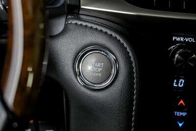 2017 Lexus LX 570   - Photo 32 - Joliet, IL 60435