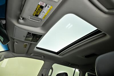 2017 Lexus LX 570   - Photo 23 - Joliet, IL 60435