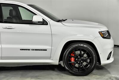 2018 Jeep Grand Cherokee SRT   - Photo 13 - Joliet, IL 60435