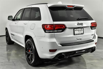 2018 Jeep Grand Cherokee SRT   - Photo 9 - Joliet, IL 60435