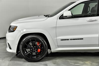 2018 Jeep Grand Cherokee SRT   - Photo 7 - Joliet, IL 60435