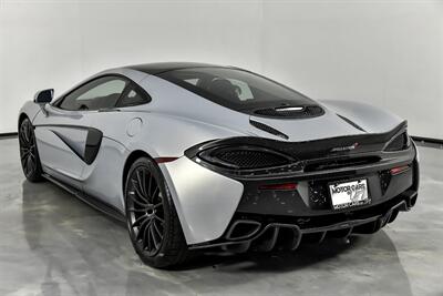 2017 McLaren 570GT   - Photo 10 - Joliet, IL 60435