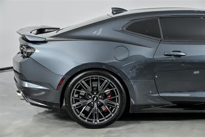 2019 Chevrolet Camaro ZL1   - Photo 13 - Joliet, IL 60435