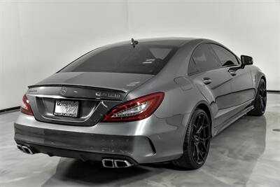 2017 Mercedes-Benz CLS AMG CLS 63 S   - Photo 12 - Joliet, IL 60435