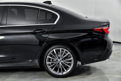 2021 BMW 5 Series 530i xDrive   - Photo 9 - Joliet, IL 60435