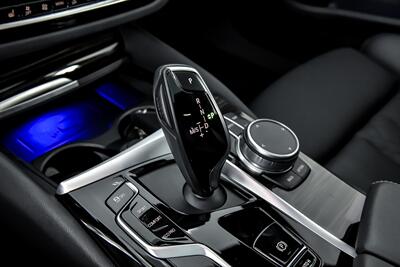 2021 BMW 5 Series 530i xDrive   - Photo 38 - Joliet, IL 60435