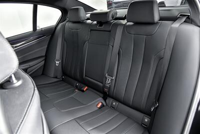 2021 BMW 5 Series 530i xDrive   - Photo 25 - Joliet, IL 60435