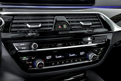 2021 BMW 5 Series 530i xDrive   - Photo 37 - Joliet, IL 60435
