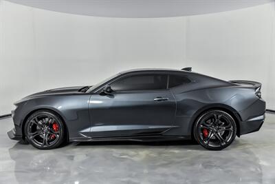 2022 Chevrolet Camaro LT1   - Photo 8 - Joliet, IL 60435