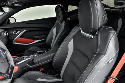 2022 Chevrolet Camaro LT1   - Photo 21 - Joliet, IL 60435