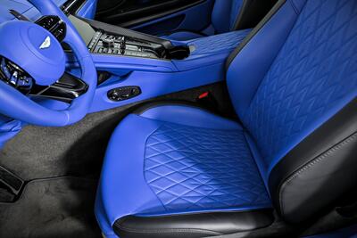 2024 Aston Martin DB12 V8-HUGE $332K MSRP-$90K ADDED OPTIONS!   - Photo 22 - Joliet, IL 60435