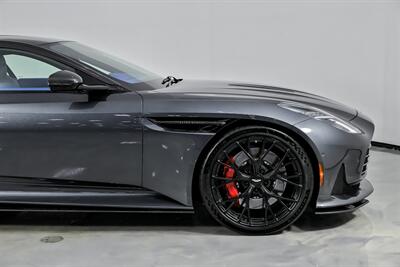 2024 Aston Martin DB12 V8-HUGE $332K MSRP-$90K ADDED OPTIONS!   - Photo 15 - Joliet, IL 60435