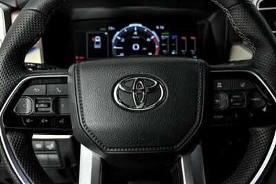 2022 Toyota Tundra 1794 Edition HV   - Photo 28 - Joliet, IL 60435