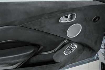 2019 Aston Martin Vantage   - Photo 18 - Joliet, IL 60435