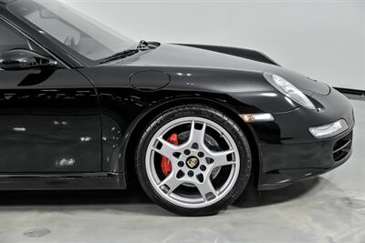 2005 Porsche 911 Carrera S-SPORT PACKAGE-MANUAL!   - Photo 15 - Joliet, IL 60435