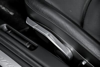 2005 Porsche 911 Carrera S-SPORT PACKAGE-MANUAL!   - Photo 26 - Joliet, IL 60435