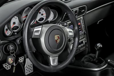 2005 Porsche 911 Carrera S-SPORT PACKAGE-MANUAL!   - Photo 25 - Joliet, IL 60435