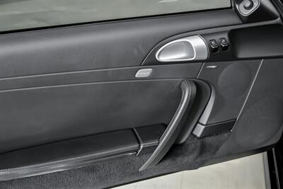 2005 Porsche 911 Carrera S-SPORT PACKAGE-MANUAL!   - Photo 18 - Joliet, IL 60435