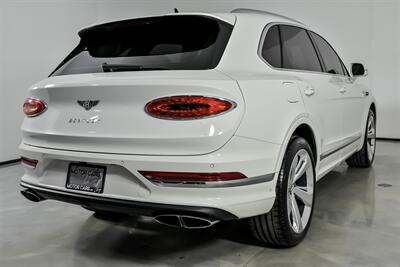 2022 Bentley Bentayga V8 - Photo 12 - Joliet, IL 60435