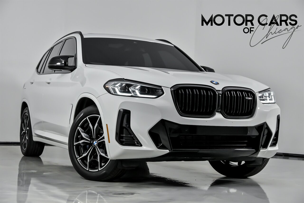 2022 BMW X3 40i's photo