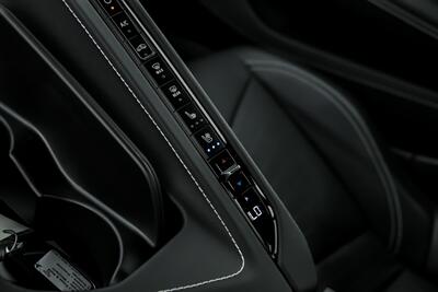 2021 Chevrolet Corvette Stingray 2LT   - Photo 40 - Joliet, IL 60435