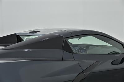 2021 Chevrolet Corvette Stingray 2LT   - Photo 18 - Joliet, IL 60435