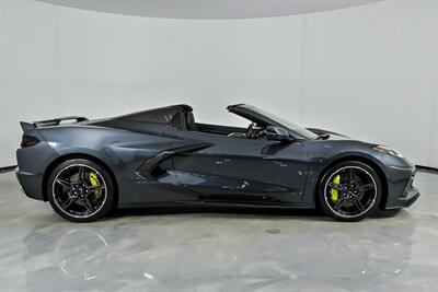2021 Chevrolet Corvette Stingray 2LT   - Photo 14 - Joliet, IL 60435