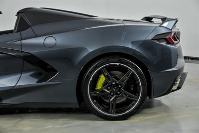 2021 Chevrolet Corvette Stingray 2LT   - Photo 9 - Joliet, IL 60435