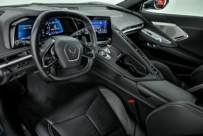 2021 Chevrolet Corvette Stingray 2LT   - Photo 25 - Joliet, IL 60435