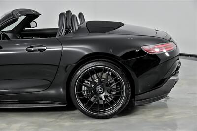 2019 Mercedes-Benz AMG GT   - Photo 9 - Joliet, IL 60435