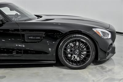 2019 Mercedes-Benz AMG GT   - Photo 15 - Joliet, IL 60435
