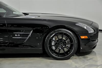 2012 Mercedes-Benz SLS AMG   - Photo 16 - Joliet, IL 60435