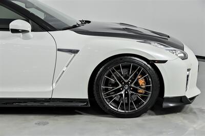 2021 Nissan GT-R Premium   - Photo 15 - Joliet, IL 60435