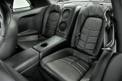 2021 Nissan GT-R Premium   - Photo 24 - Joliet, IL 60435
