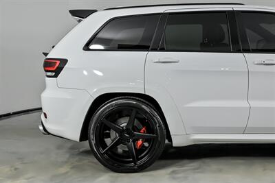 2015 Jeep Grand Cherokee SRT   - Photo 11 - Joliet, IL 60435