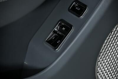 2020 Bentley Flying Spur W12   - Photo 19 - Joliet, IL 60435