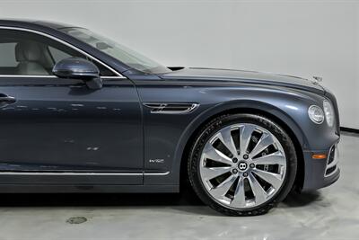 2020 Bentley Flying Spur W12   - Photo 15 - Joliet, IL 60435