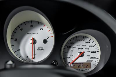 2006 Dodge Viper SRT-10   - Photo 32 - Joliet, IL 60435