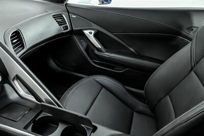 2016 Chevrolet Corvette Stingray   - Photo 36 - Joliet, IL 60435