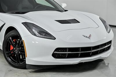 2016 Chevrolet Corvette Stingray   - Photo 3 - Joliet, IL 60435