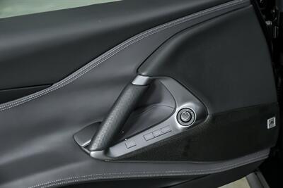 2019 Ferrari 812 Superfast -MASSIVE $420K MSRP   - Photo 18 - Joliet, IL 60435