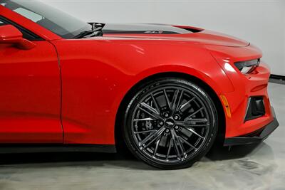 2017 Chevrolet Camaro ZL1   - Photo 15 - Joliet, IL 60435