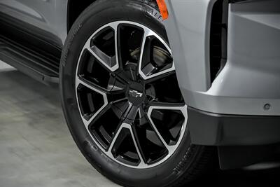 2023 Chevrolet Tahoe RST   - Photo 4 - Joliet, IL 60435