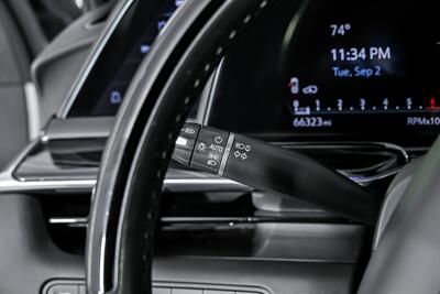 2021 Cadillac Escalade Sport   - Photo 30 - Joliet, IL 60435