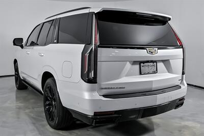 2021 Cadillac Escalade Sport   - Photo 10 - Joliet, IL 60435
