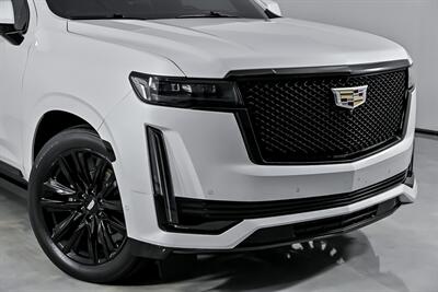 2021 Cadillac Escalade Sport   - Photo 3 - Joliet, IL 60435