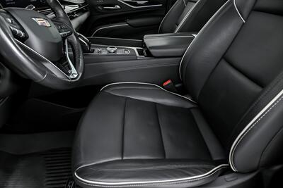 2021 Cadillac Escalade Sport   - Photo 20 - Joliet, IL 60435