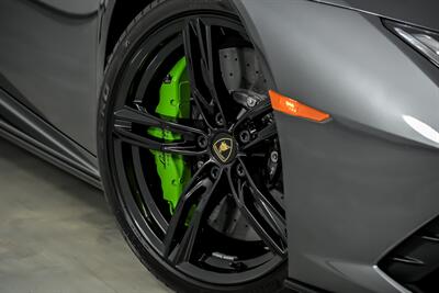 2022 Lamborghini Huracan EVO - Photo 4 - Joliet, IL 60435