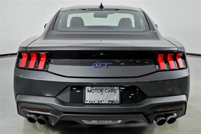 2024 Ford Mustang GT Premium - Photo 10 - Joliet, IL 60435